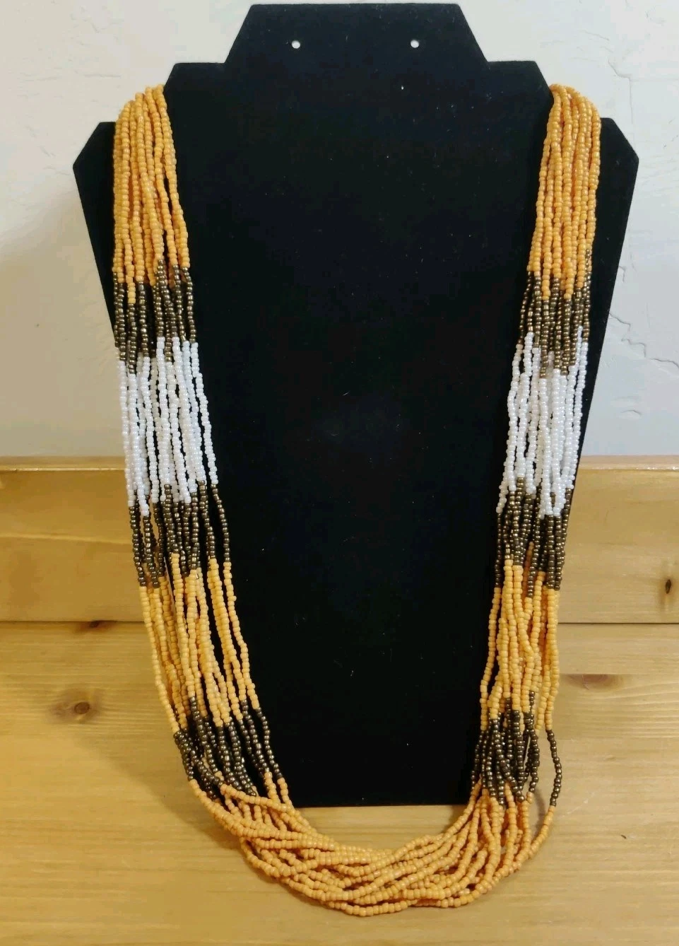 VETEMENTS Collana dichiarazione perline multifilo arancione bianco bronzo semi donna 30"