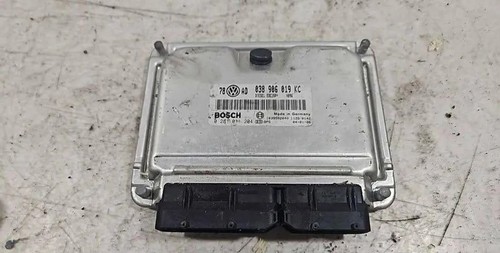 VW PASSAT Variant B5 3B6 Motorsteuergerät ECU 038906019KC 0281011204 34700528