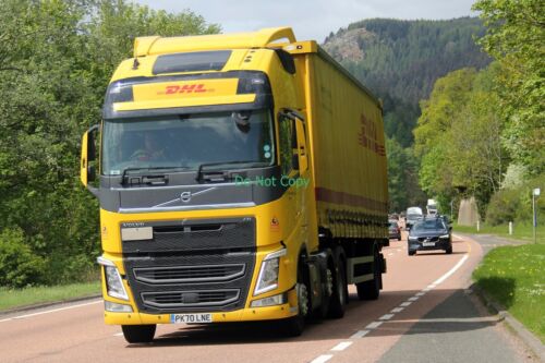 6x4 Glossy Truck Photo PK70 LNE Volvo Dhl [DJ] - Picture 1 of 1