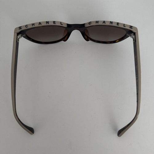 Chanel Sunglasses With Beige Rim - Picture 4 of 9
