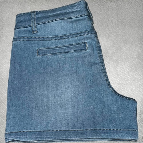Size 2 Soho Shorts By New York & Co. - Picture 6 of 9