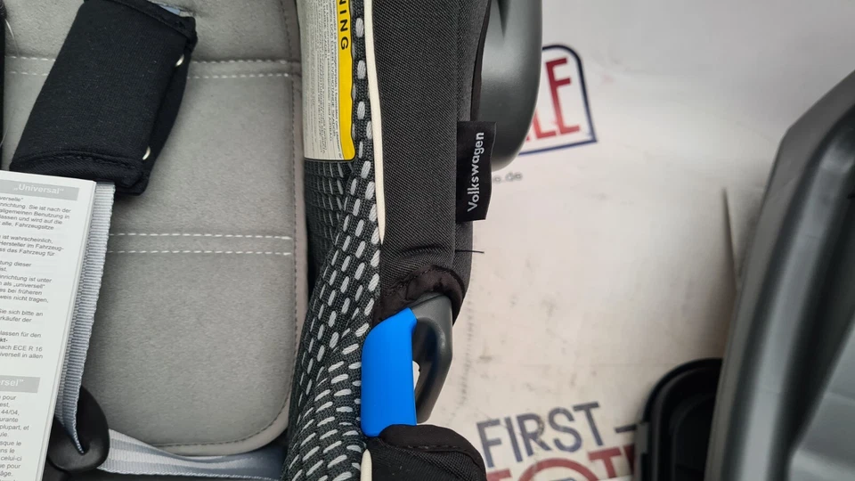 Original VW i-Size Kindersitz und Babyschale Genuine Isofix Base 3-teilig - Bild 4 von 4