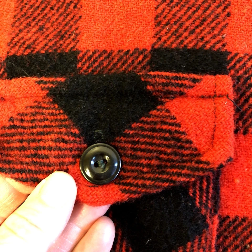 Vtg 60's Frostproof Men's Red BUFFALO Plaid Wool Jacket Hunting Work Shirt 16 - Image 3 of 4