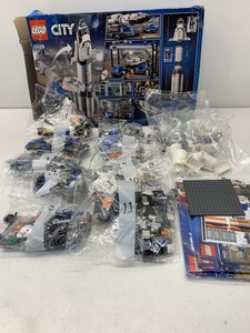 lego city 60229 rocket assembly & transport