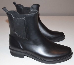 chelsea matte rain boots