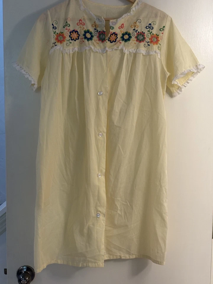 批量 2 件 复古睡衣 花卉刺绣 M-L — 第 4/4 张图片