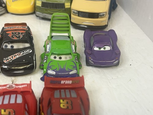 Disney Pixar Cars lose Konvolut gemischte Kunststoff und Druckguss Auto Figuren insgesamt 27 - Bild 8 von 12