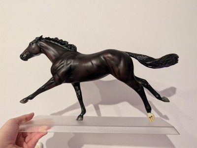 LSQ Breyer Ruffian Modellpferd