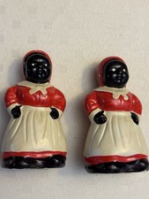 Vintage Americana/Folk Art Salt and Pepper Shakers 