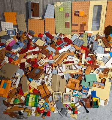 LEGO  Harry Potter  Attack on the Burrow 9+ #75980