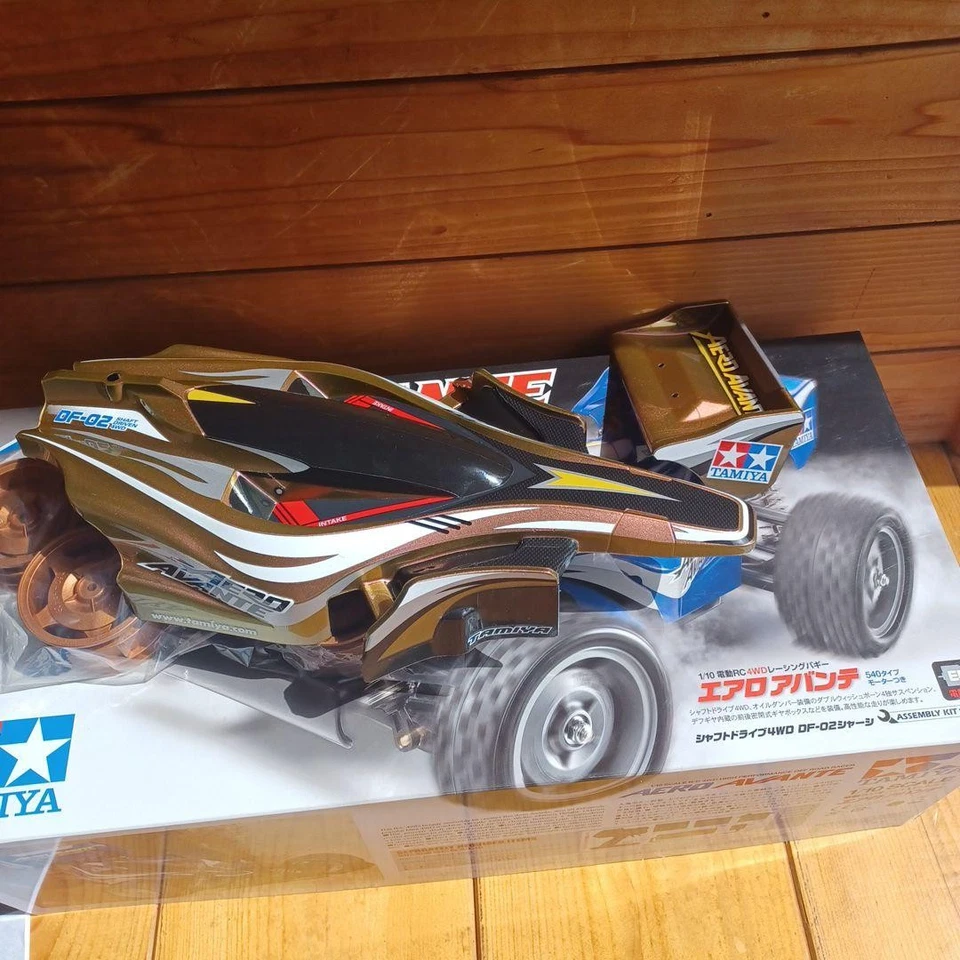 TAMIYA AERO AVANTE 1/10 RC Car Kit Pink Gold - Image 3 of 4