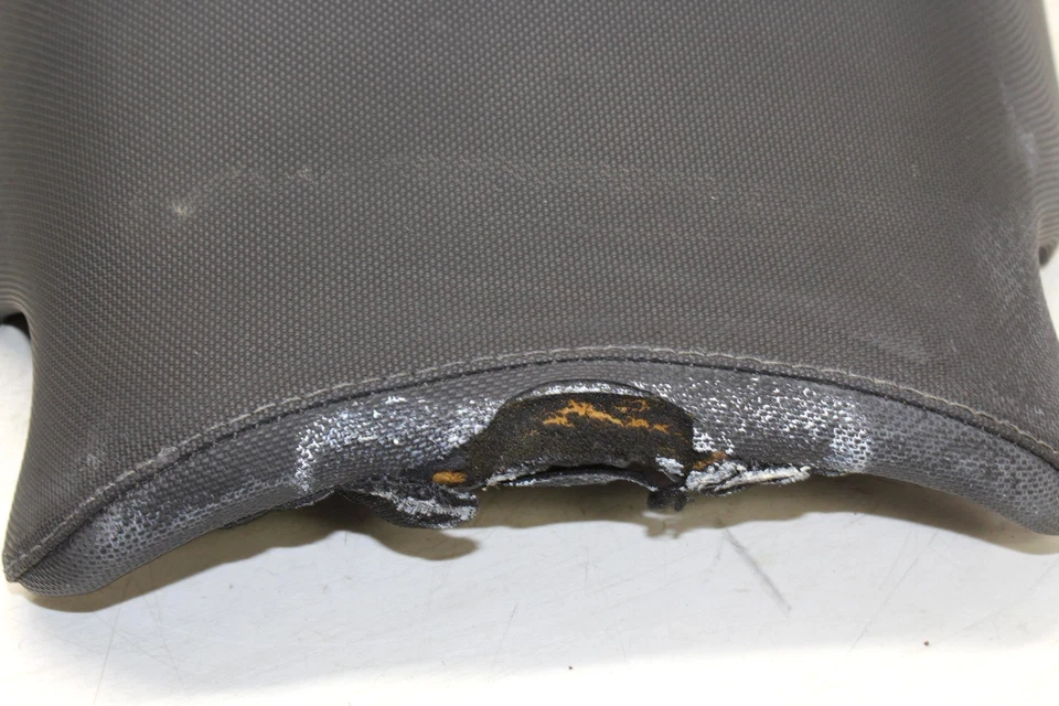 Assento traseiro dianteiro 05-07 Triumph Sprint St fabricante de equipamento original - Imagem 4 de 4