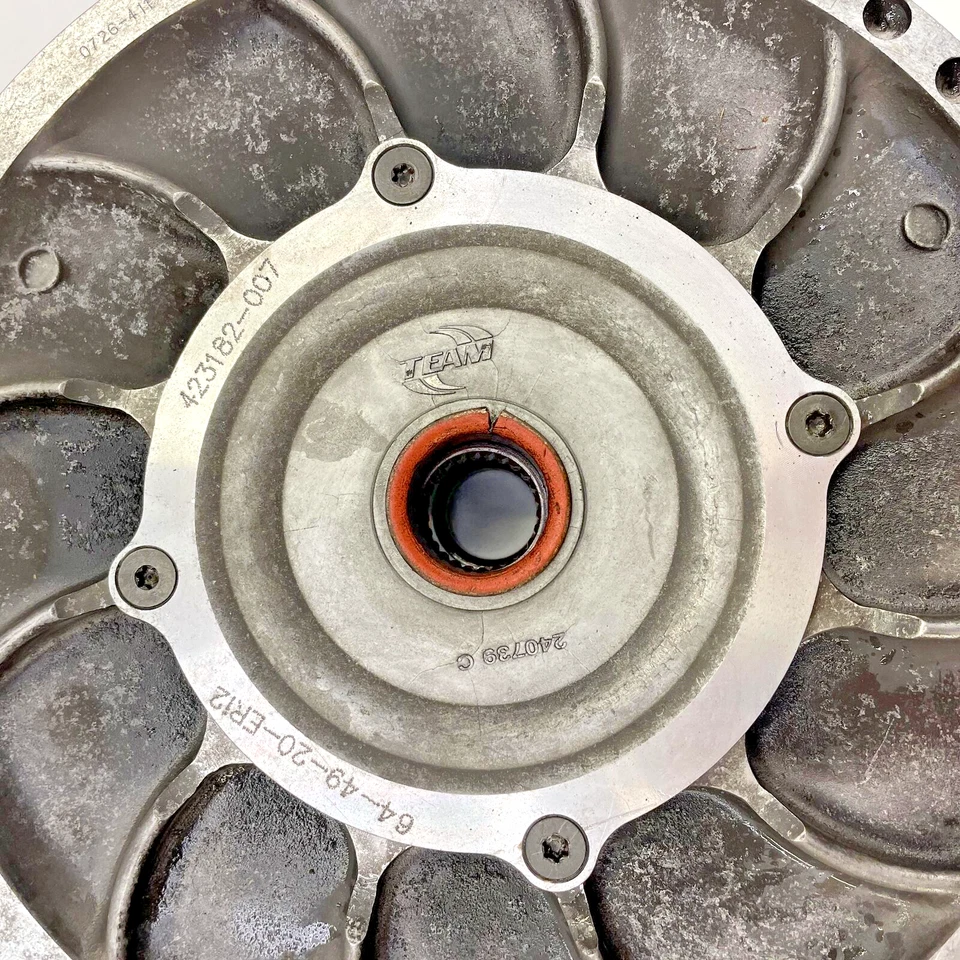 2018-2019 ARCTIC CAT XF 8000 ZR SECONDARY DRIVEN CLUTCH ASSEMBLY 0726- - Image 4 of 4