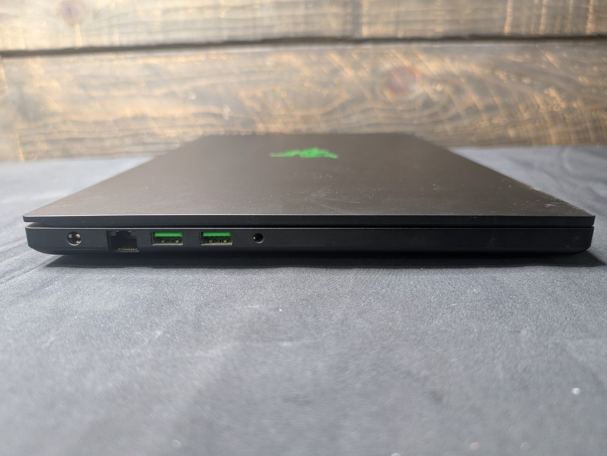 Razer Blade 15 Intel I7-8750h 2.2ghz 16gb RAM 128gb SSD 1tb HDD