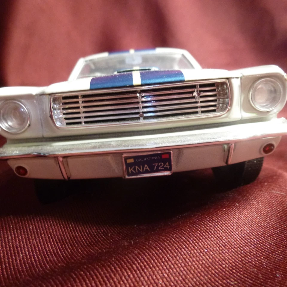 Jouef Evolution made in Italy 1965 FORD Mustang 350 GT - 1/18 Diecast - EUC - Image 3 of 4