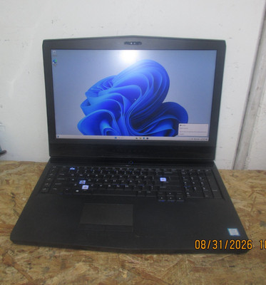 Dell Alienware 17 R4 15.6'' Laptop i7-7th GEN 16GB RAM 240GB SSD WIN11P READ DESC