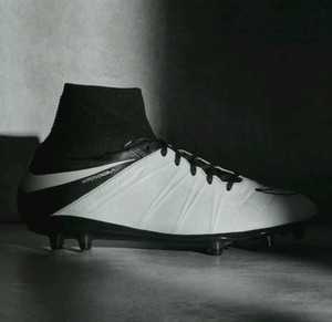 hypervenom phantom 2 black