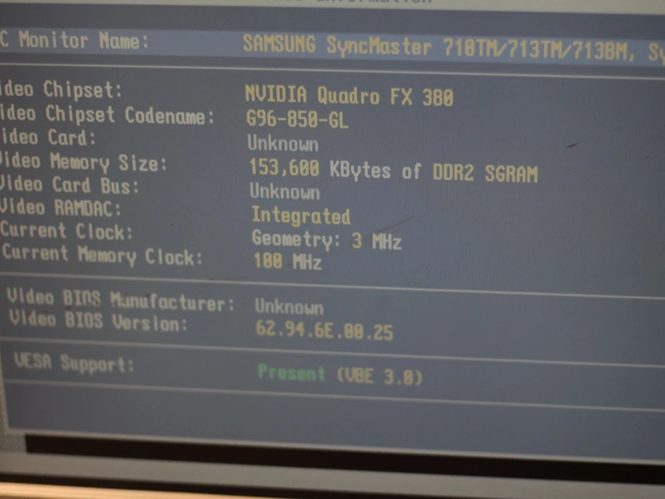 NVIDIA Quadro FX 380 DDR3 256 MB PCI-E 2x DVI Graphics Card - Image 2 of 4