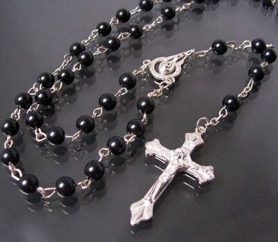WEBEEDY 2er Set Rosenkranz Mit Kreuz-Anhänger & Schmuckschatulle – Katholische Halskette Für Herren & Damen (Schwarz)