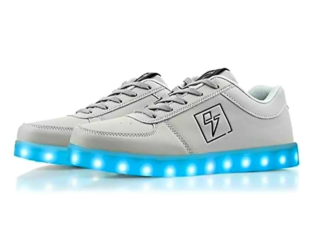 Colour light shop shoes