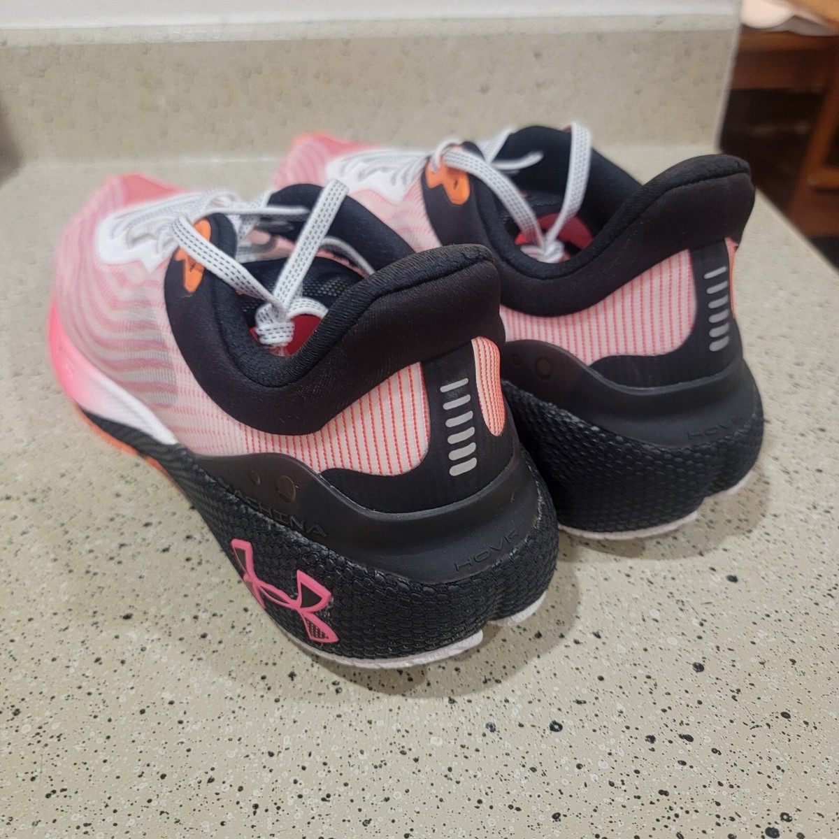 Under Armour HOVR Machina 3 Low Breeze Black Pink Men's