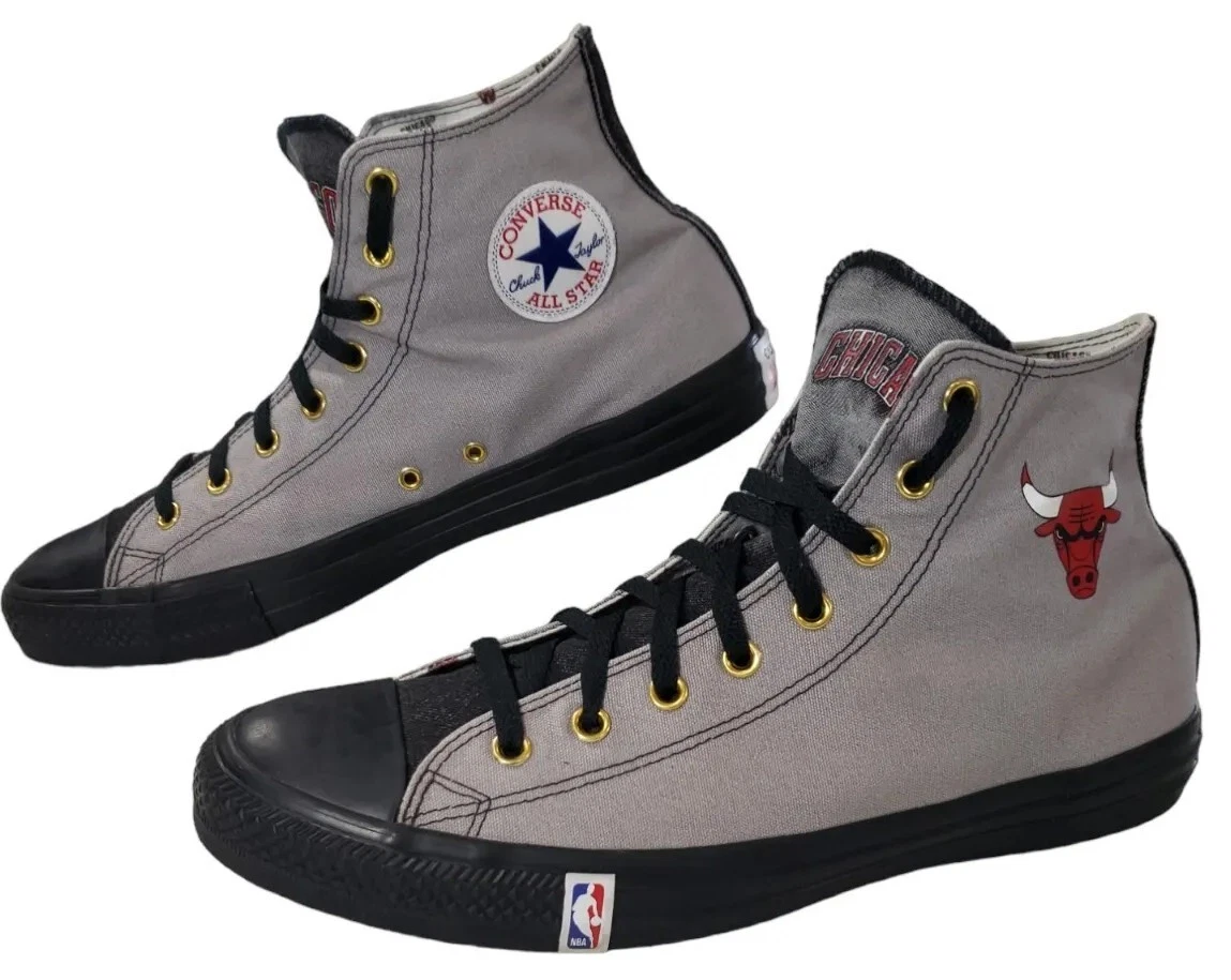 Converse chicago hotsell bulls shoes