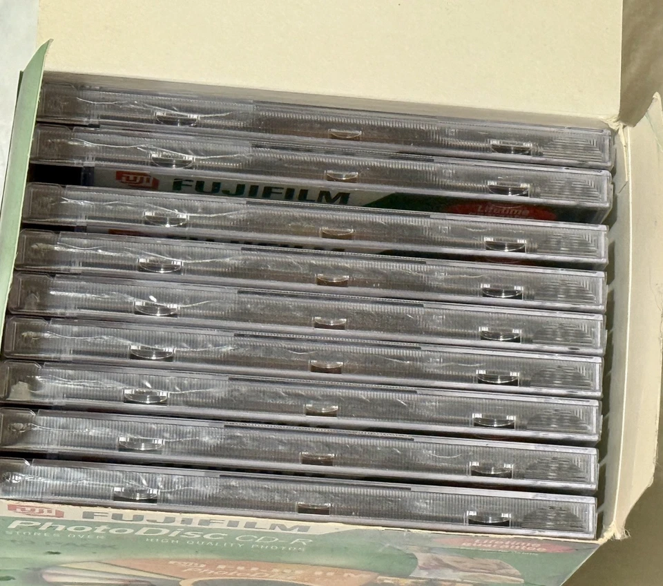 FUJIFIM PHOTODISCS CD-R NEW SEALED X 9 - Image 3 of 4