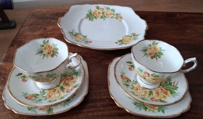 Royal Albert Tea Rose 50er Jahre Tea for Two Set, 2 x Trios, Sandwichteller + Extras