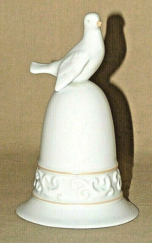 Vintage Avon The Tapestry Collection 1981 Porcelain Bell with Bird 5" tall