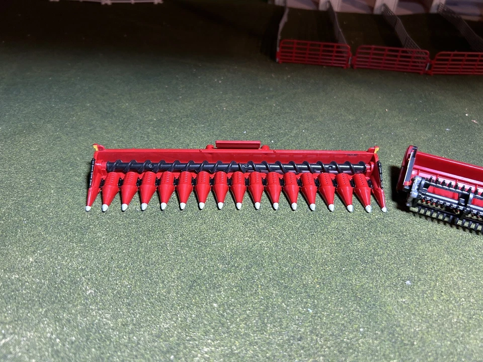 1/64 Ertl Case IH 16 Row Corn Head & 50’ Draper Header- Just Released - Awesome! - Image 3 of 4