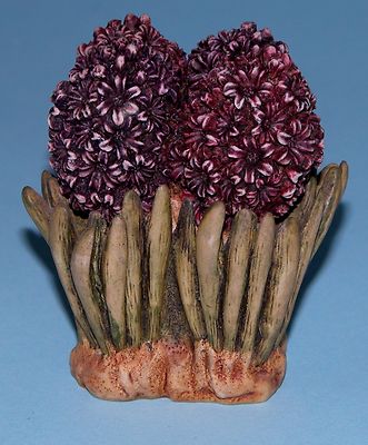 Harmony Kingdom Garden box HGHY2 ''Hyacinth'' flowers ladybug Lord Byron ret.1999