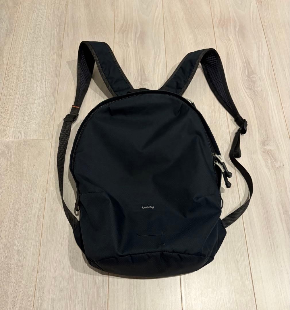 Bellroy Lite 20L Backpack Lightweight Efficient N… - image 1