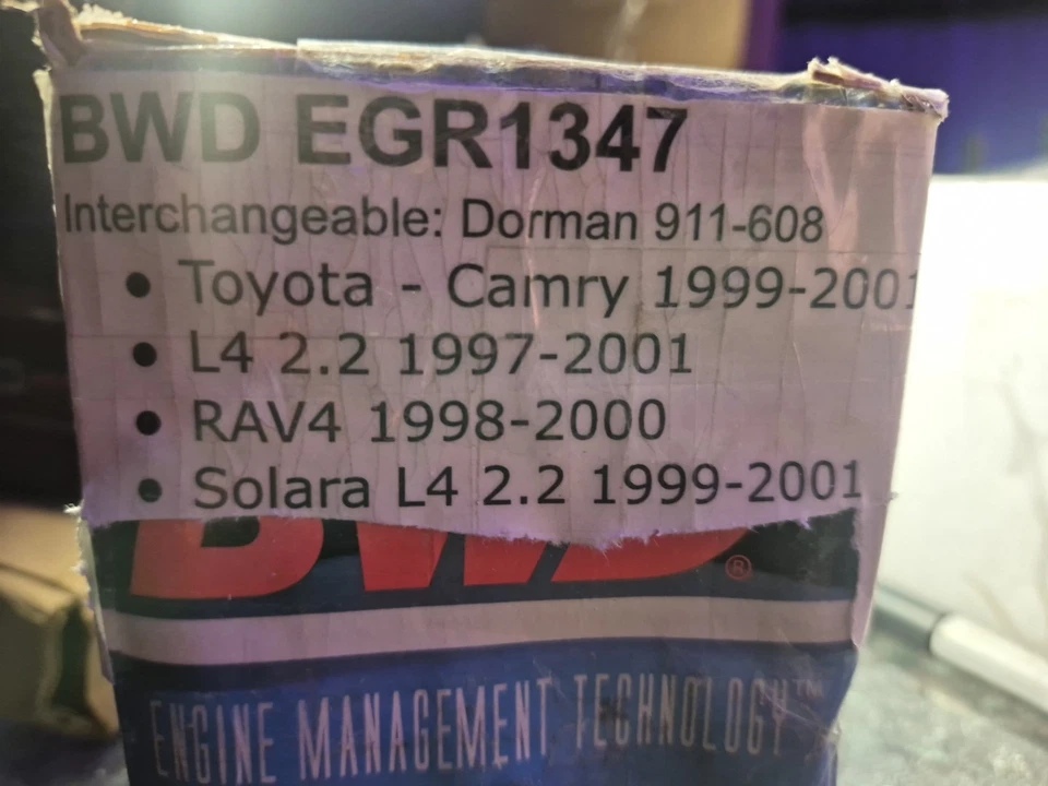 Válvula de escape de gas EGR marca BWD recirc EGR1347 se adapta a Toyota 97-01 selecto (W3269) Foto 4 de 4