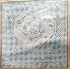 Creative Circle NeedleCraft Kit 1336 Lacy Heart 6-count Cotton/Poly Net -frame