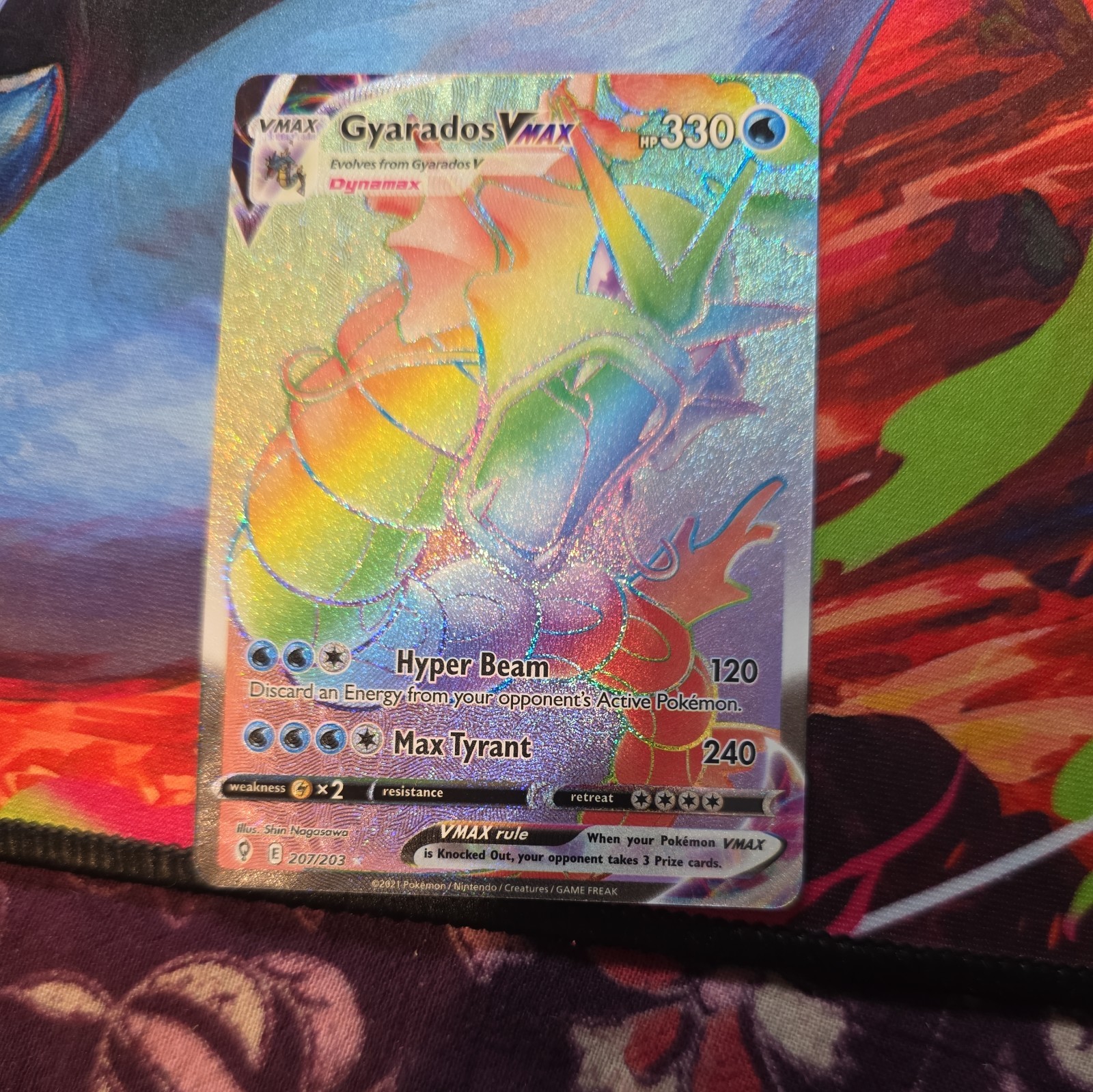 2021 Pokemon Gyarados VMAX Holo 207/203 SWSH07 Evolving Skies Secret NM TCG