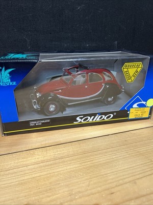 Solido Citroen 2CV Rouge 1/18 EN Boite F3