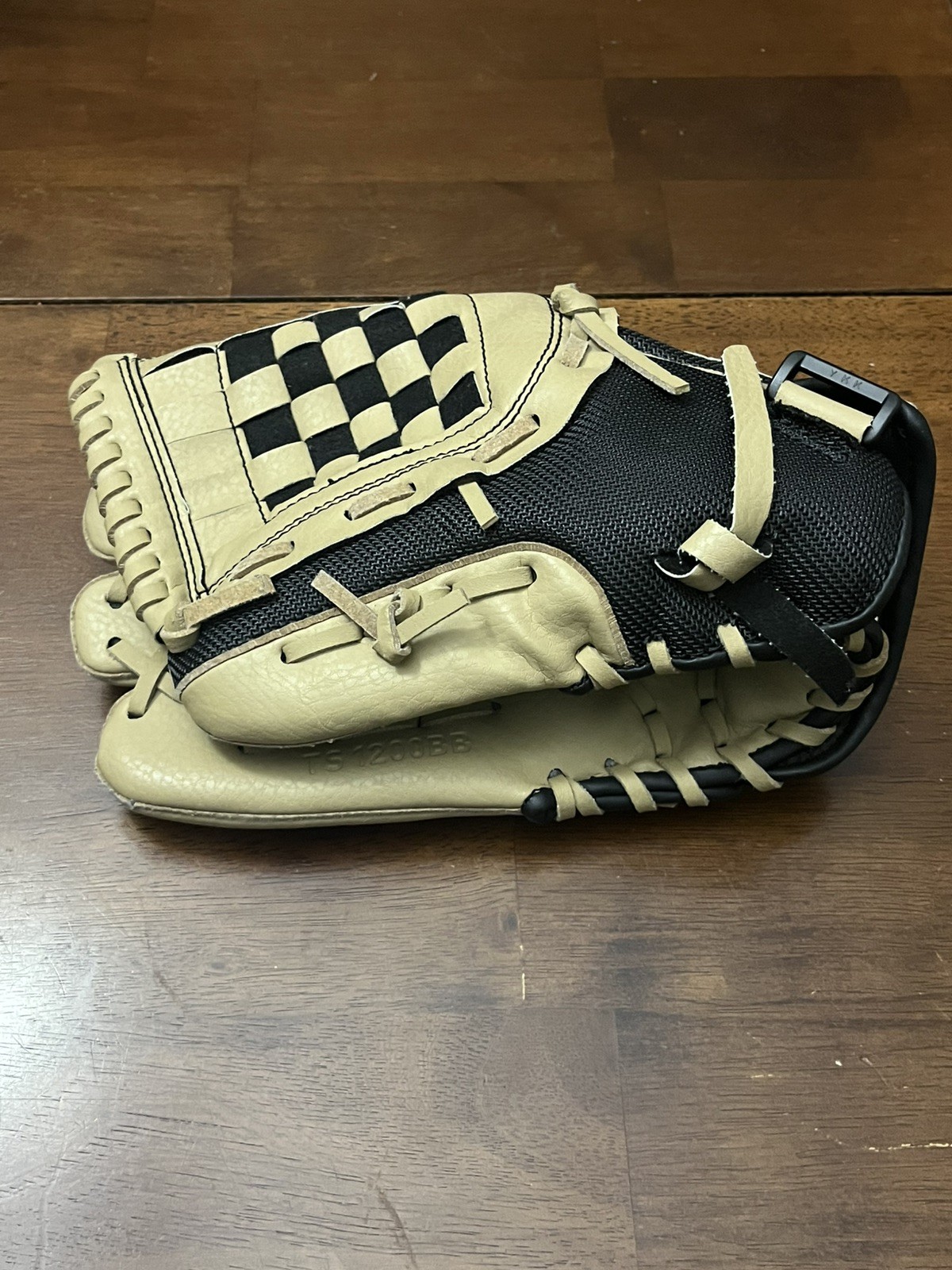 Ts1200bb Vinyl & Leather 12" Lht Mitt