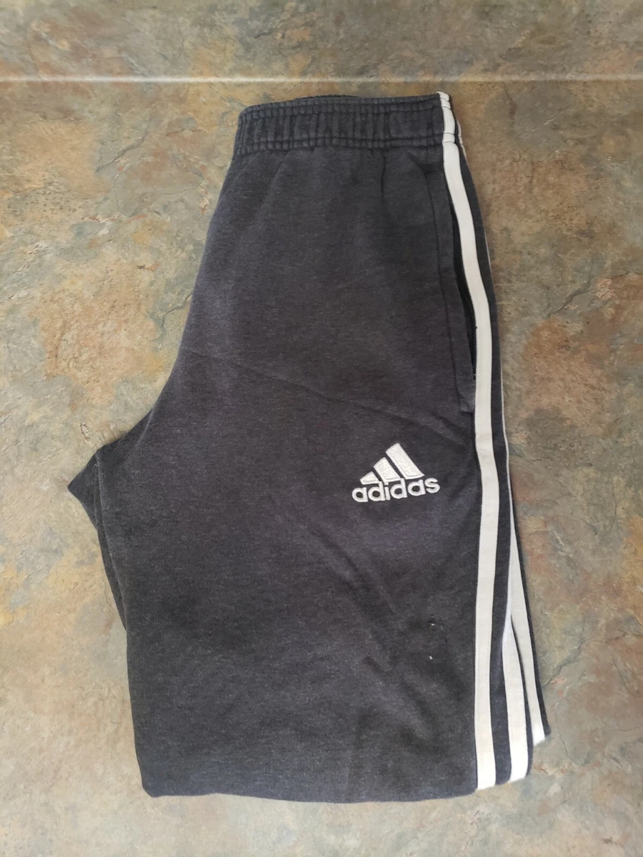 MEN'S ADIDAS THREE-STRIPE CLIMALITE ATHLETIC SWEAT PANTS, GRAY/SMALL  (RN#88387)