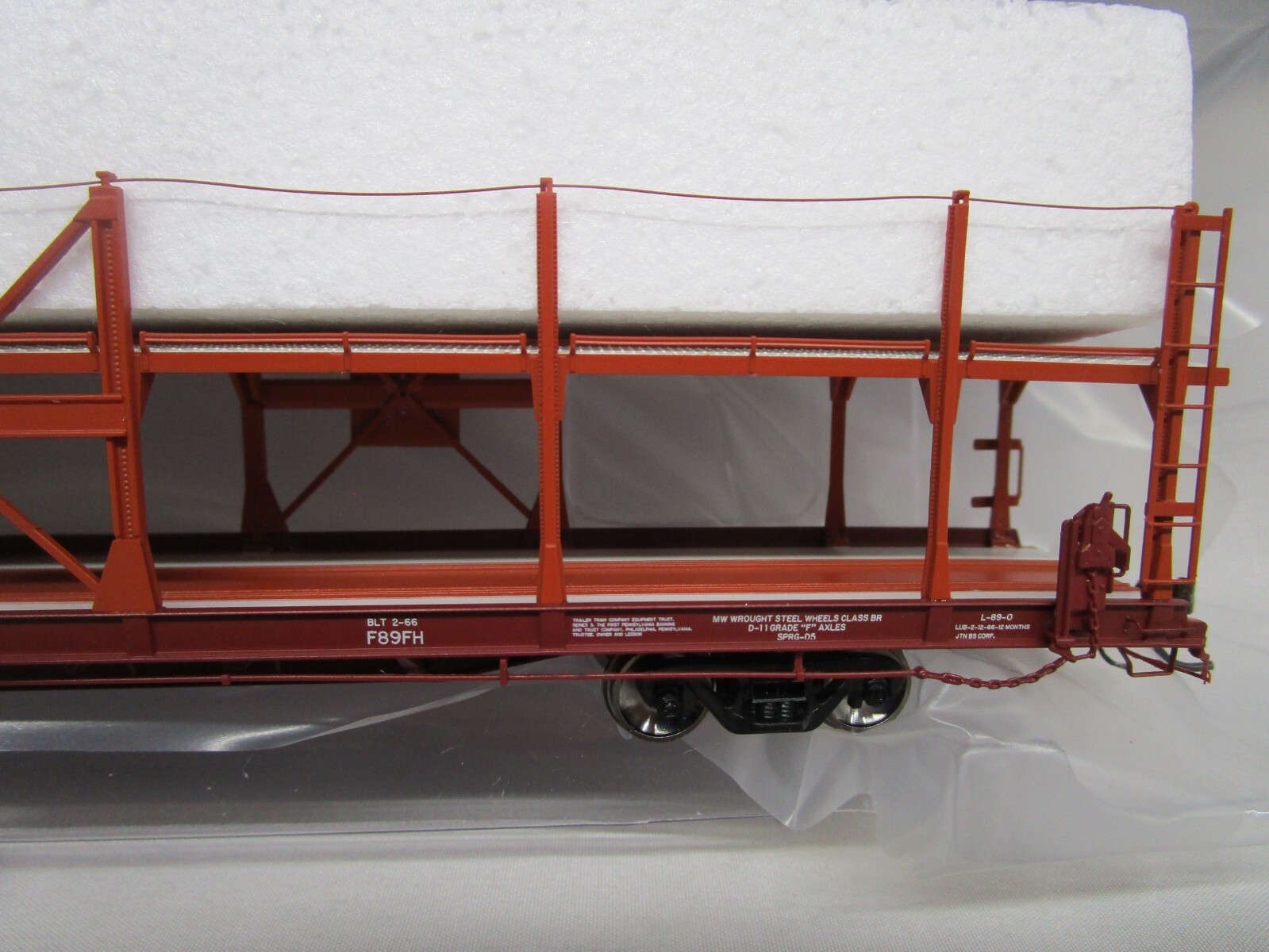 Athearn Genesis HO Scale TTX IC Illinois Central F89 F Auto Rack Flat ...
