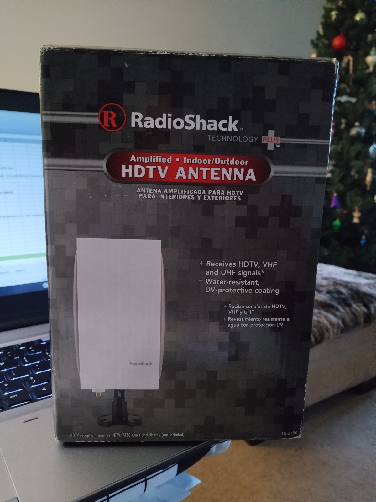 RadioShack Amplified HDTV Indoor Outdoor Antenna Model Number 152186
