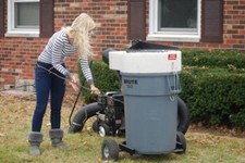 Trac Vac Towable Wood Chipper Shredder Leaf Vacuum Briggs Gas Engine Made In USA