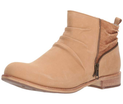 Caterpillar Women's Kiley Fashion Ankle Bootie Boot, tan, 5 M