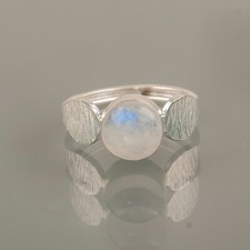 Natural Rainbow Moonstone Gemstone 925 Sterling Silver Jewelry Handcrafted Ring