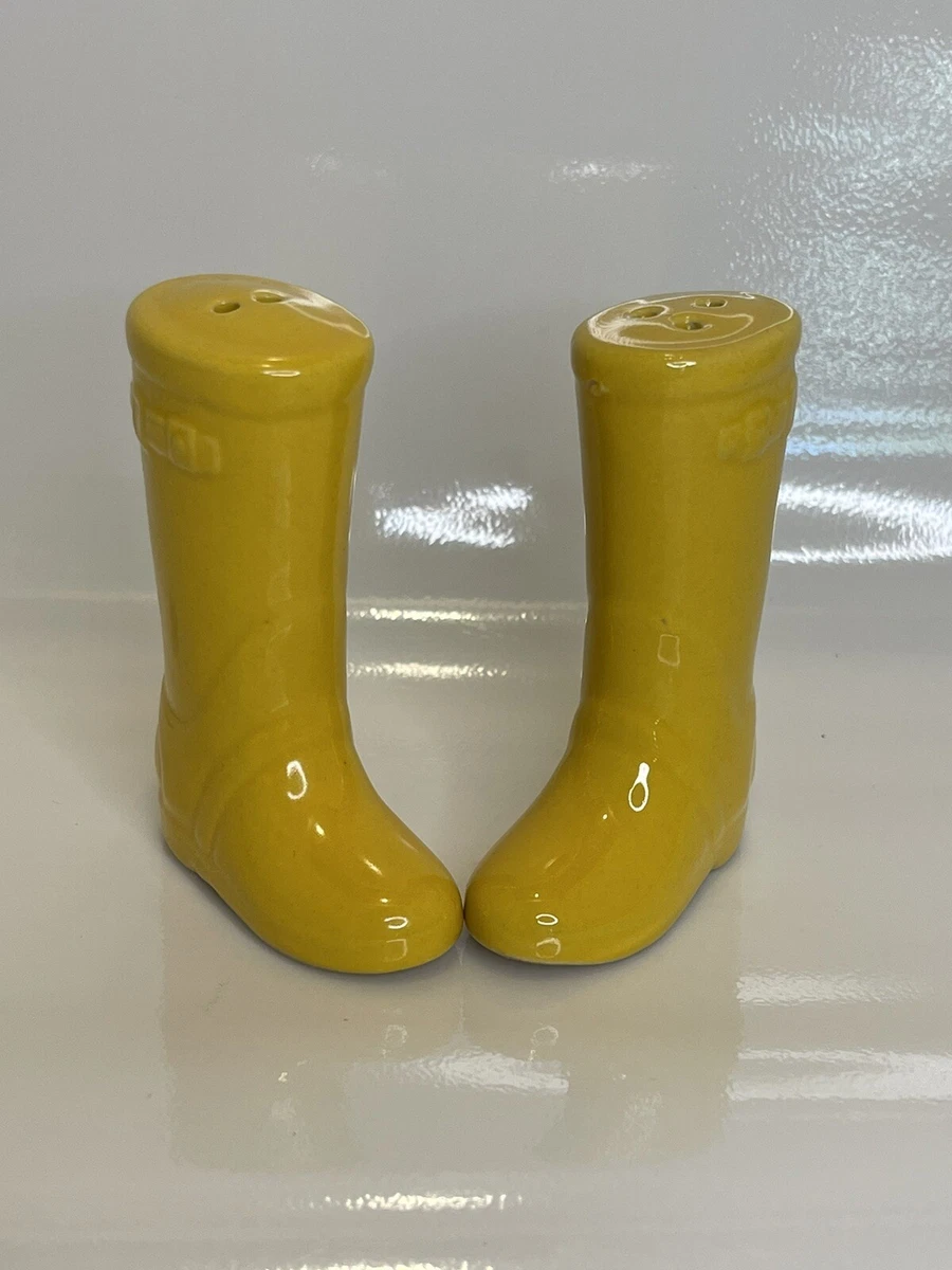 Yellow Rain Boots Shakers Salt Pepper Cracker Barrel Vintage eBay