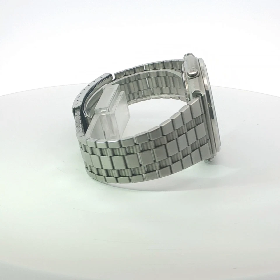 Seiko 1983 Chronograph Sports 100 Grey Ghost 7A28-7079 Mens Quartz Watch - Image 3 of 4