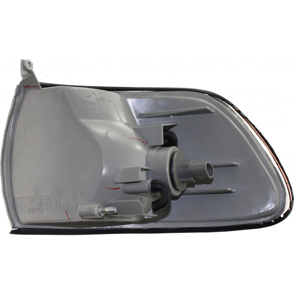 For 1991-1997  Toyota Previa Passenger Side Front Signal Light TO2531105 - Image 2 of 3