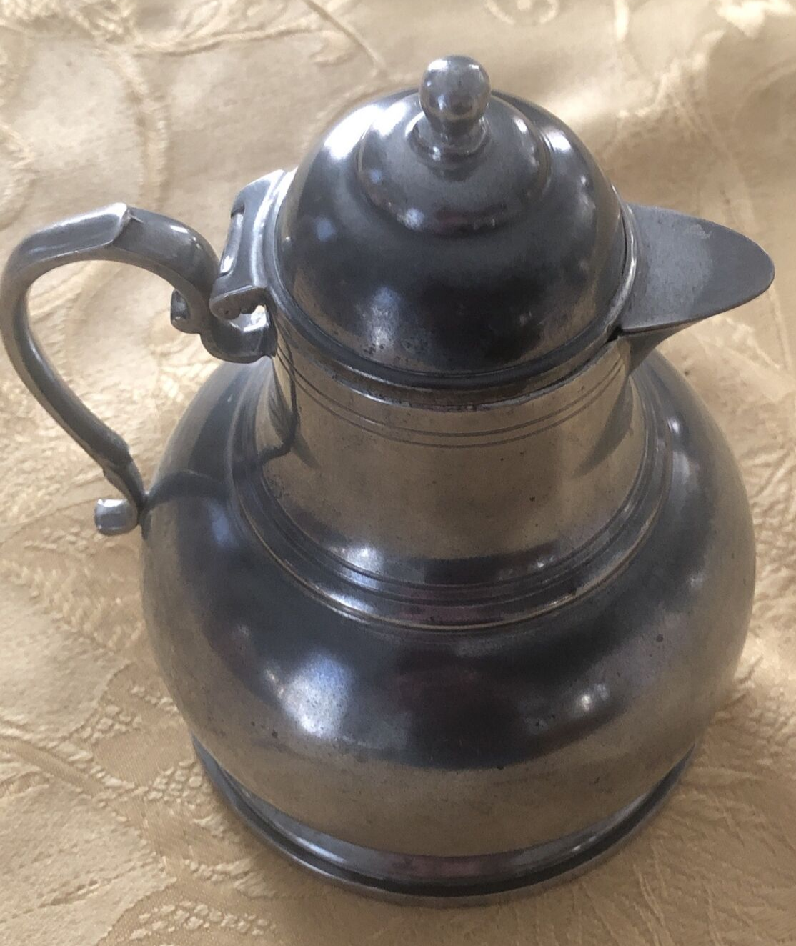 Vintage Queen Art Pewter, Brooklyn NY. Tea Pot W/ Lid, Danish Quality