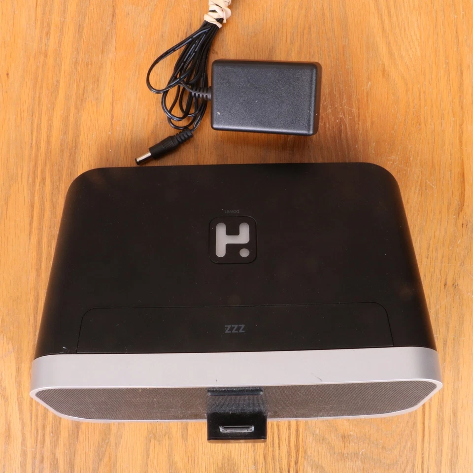 iHome VZ iA5 App-Enhanced Alarm Clock Speaker System for iPhone Dock Connector - Image 4 of 4