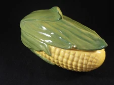 Vintage Shawnee Pottery Corn King Covered Casserole Serving Dish