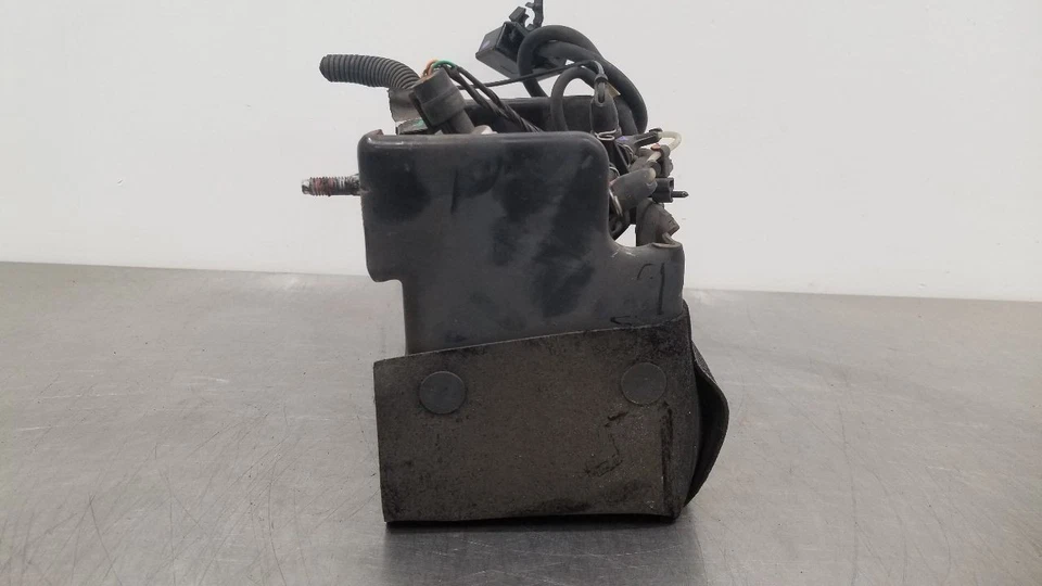 BOMBA INYECCIÓN AIRE CHEVY SUBURBAN 1500 19 23316154 Foto 3 de 4